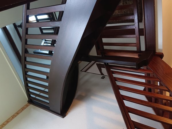 Escalier bois exotique